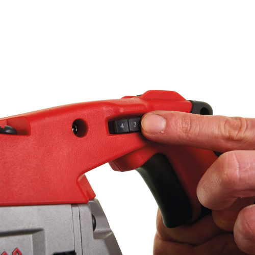 Ленточная пила Milwaukee BS 125 (4933448245) 1100W
