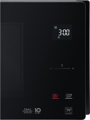 Микроволновая печь LG MS2595DIS черный Микроволновая печь LG MS2595DIS черный — Внешний вид с другого ракурса