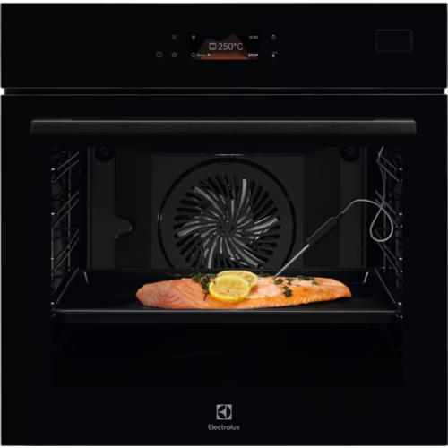 Электрический духовой шкаф Electrolux EOB8S39WZ черный