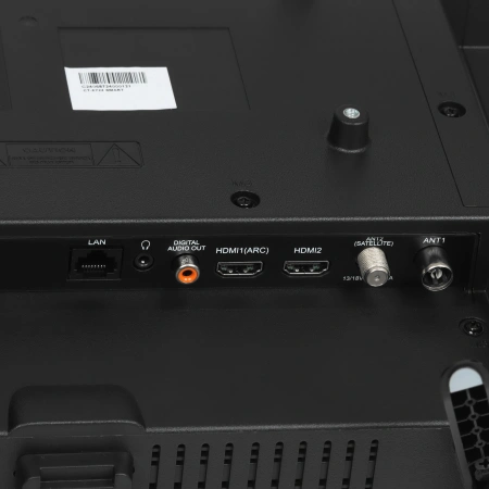 24" Телевизор Centek CT-8724 черный 1366x768, HD Ready, 60 Гц, Wi-Fi, Smart TV, Android TV